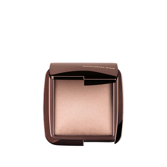 Hourglass Ambient™ Lighting Finishing Powder
