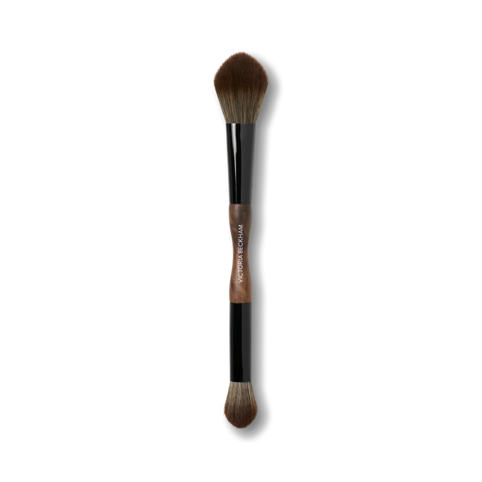 Victoria Beckham 13. Sculpt & Blend Brush
