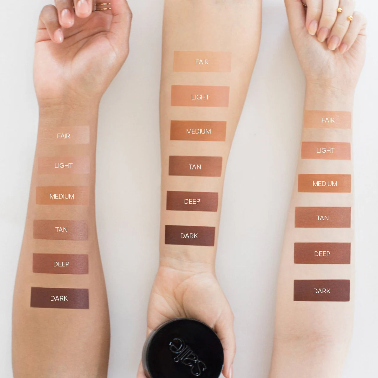 Saie  Sun Melt Natural Cream Bronzer