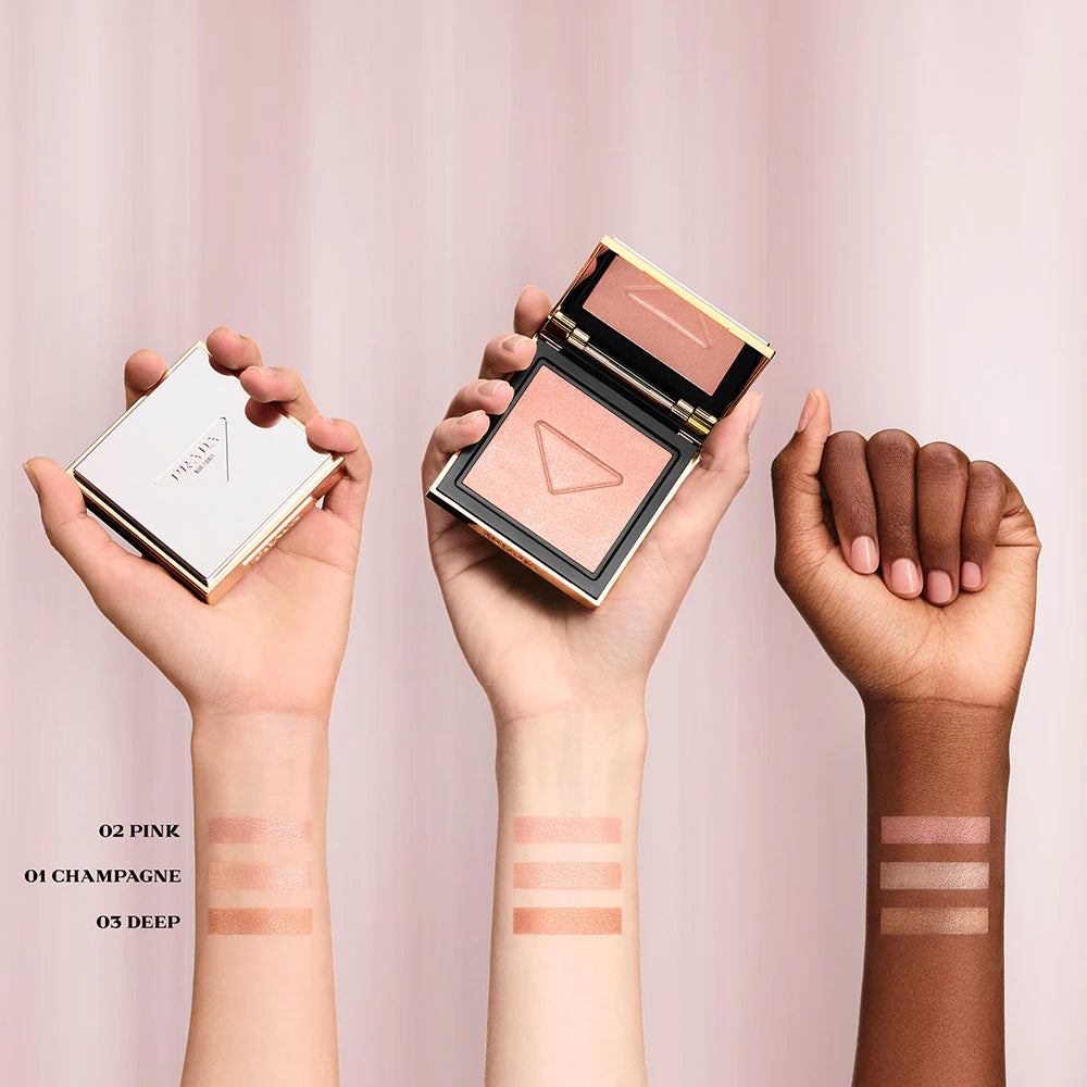 Prada Beauty  Prada Light Glowing Highlighter Powder